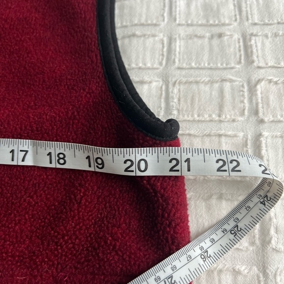 Helly Hansen Fleece Zipper Front Closure Vest Burgundy Medium - Picture 6 of 7